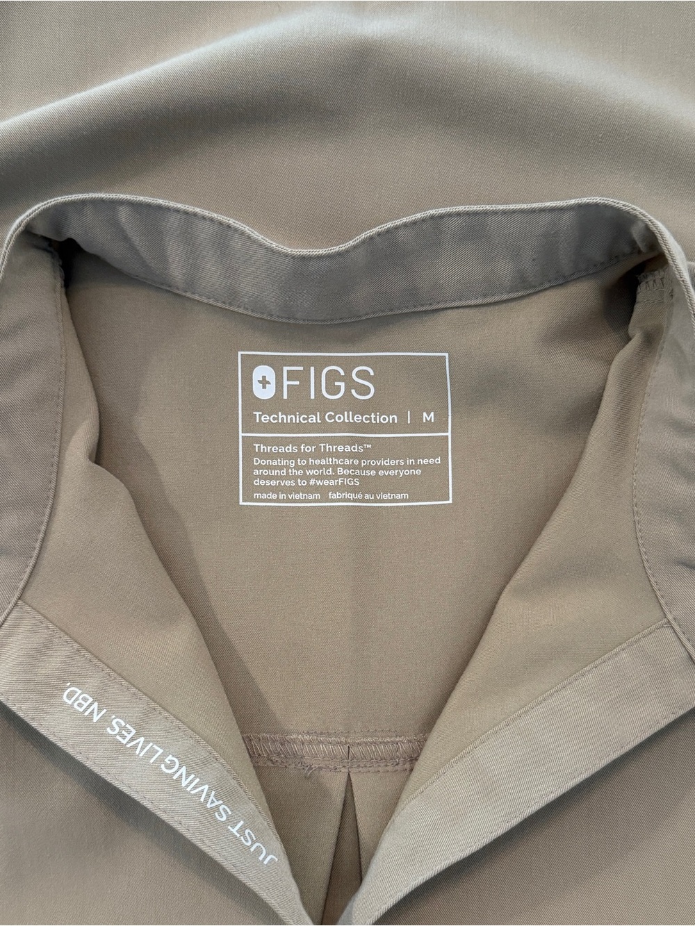 FIGS Rafaela Scrub Top M + Salta Seamless Underscrub L Khaki Tan Bundle - Picture 6 of 7